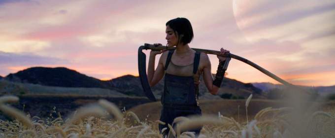 «Бунтівний Місяць»: вийшов видовищний трейлер науково-фантастичного епіка Зака Снайдера, що буде дилогією