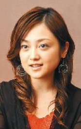 Юмі Адачі (Yumi Adachi)